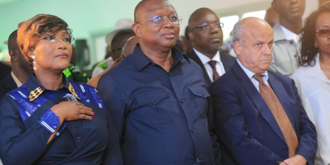 Investiture du Bureaux exécutif de l’UNJCI : le ministre Amadou Coulibaly confirme la construction de 1000 logements pour les journalistes