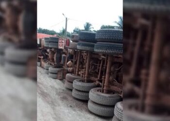 Accident de la route : trois camions de ciment se renversent, la circulations sur l’Axe San Pedro – Soubré momentanément paralysée