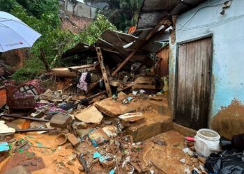 Abidjan encore sous les eaux : plusieurs communes frappées, des dizaines de morts dont une famille de 9 membres décimée