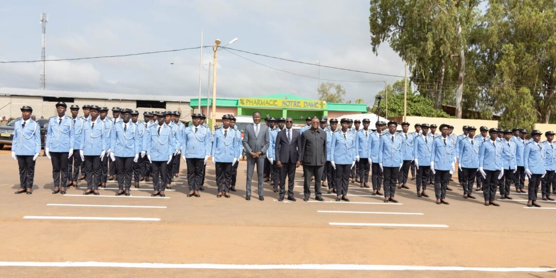 Sortie de promotion, police