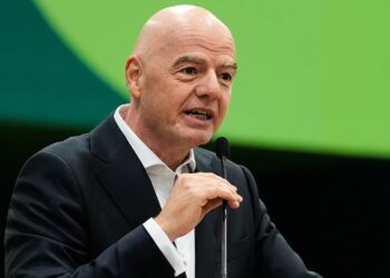 Football : les grandes confédérations envisagent de destituer Infantino
