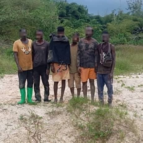 Yakassé-Attobrou : six personnes interpellées dans une opération contre l’orpaillage illégal