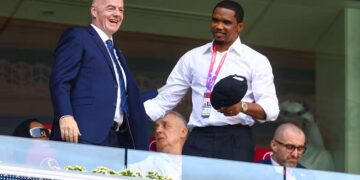 Crise à la FIFA : Samuel Eto’o défend et encense Infantino