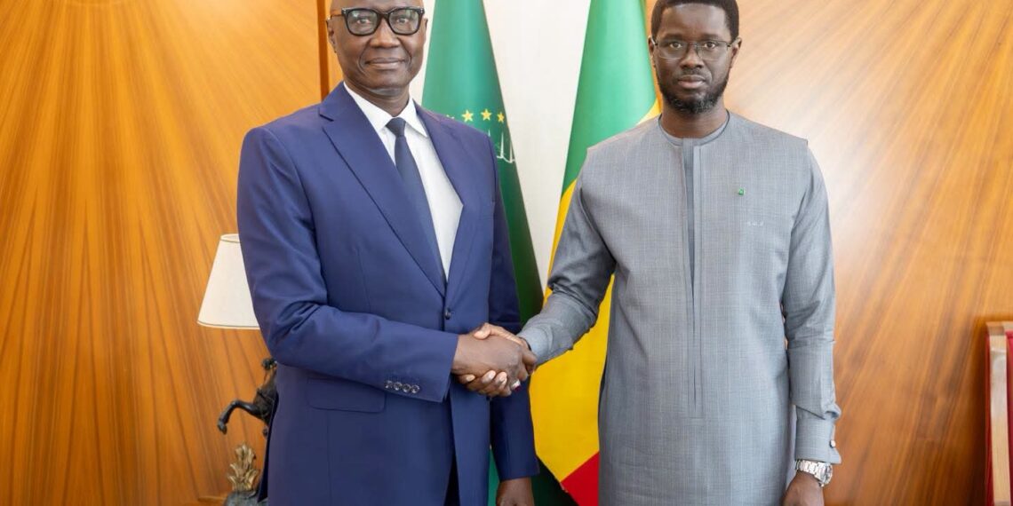 Sénégal : le président Bassirou Diomaye Faye reçoit le président de la Commission de la CEDEAO, Biram Diop