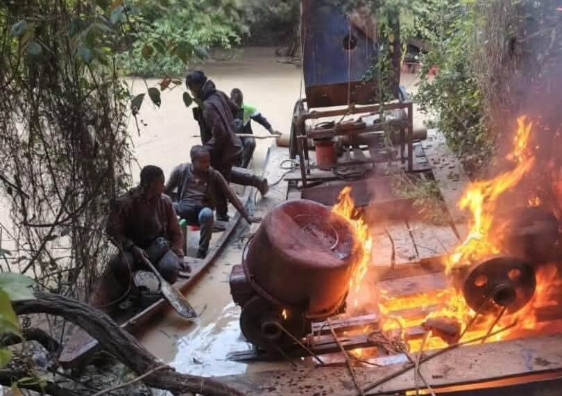 Orpaillage illégal : 16 interpellations et des dizaines d’équipements détruits dans plusieurs régions du pays