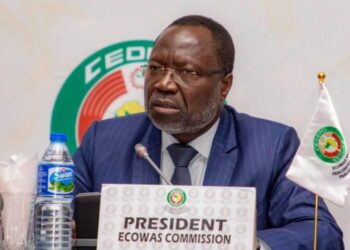 Omar Alieu Touray et le Président Ouattara