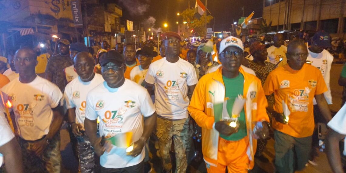 Korhogo retraite aux flambeaux