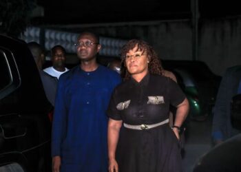 Incendie à Cocody-Angré : Les ministres Moussa Sanogo et Myss Belmonde Dogo auprès des familles endeuillées