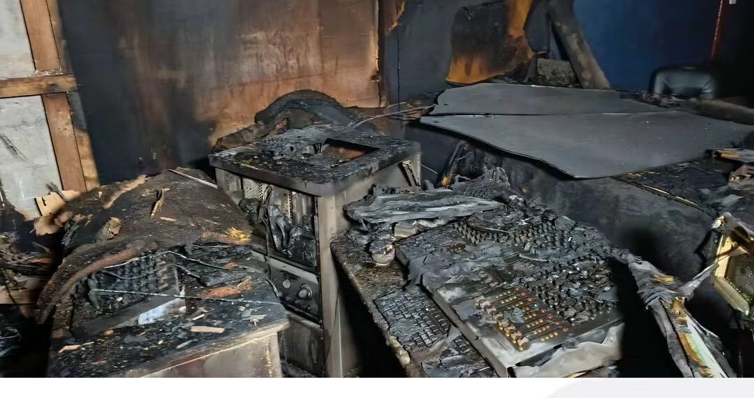 Incendie à la Radio nationale catholique : la régie technique ravagée par les flammes