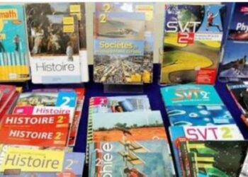 Manuels scolaires : le gouvernement impose une liste nationale pour l’année 2026-2027