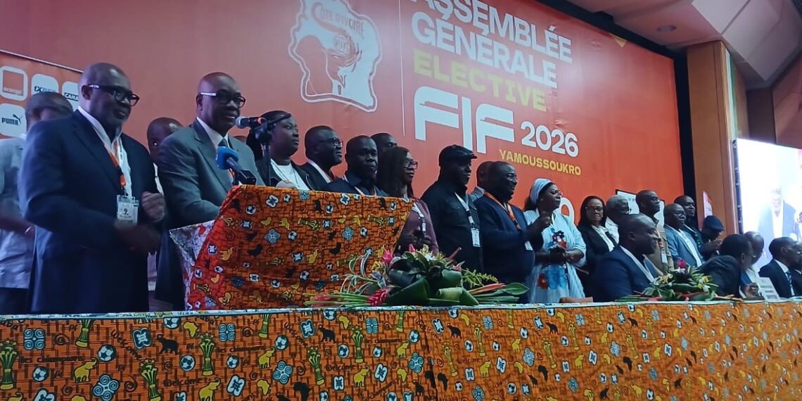 Élection du Président de la FIF:  Yacine Idriss Diallo élu avec 123 voix sur 149 pour un deuxième mandat de quatre ans