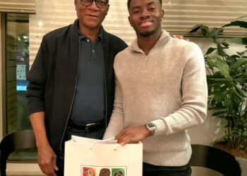 Cacao ivoirien : Bruno Koné mise sur Simon Adingra pour séduire les marchés internationaux