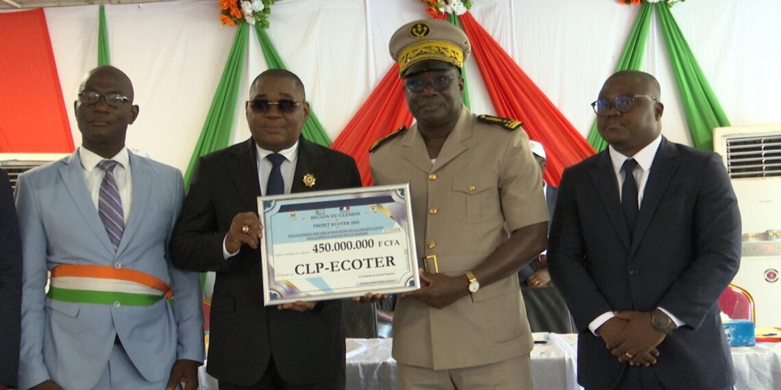 Duékoué : 450 millions de FCFA à 37 organisations pour booster la production de riz et de manioc