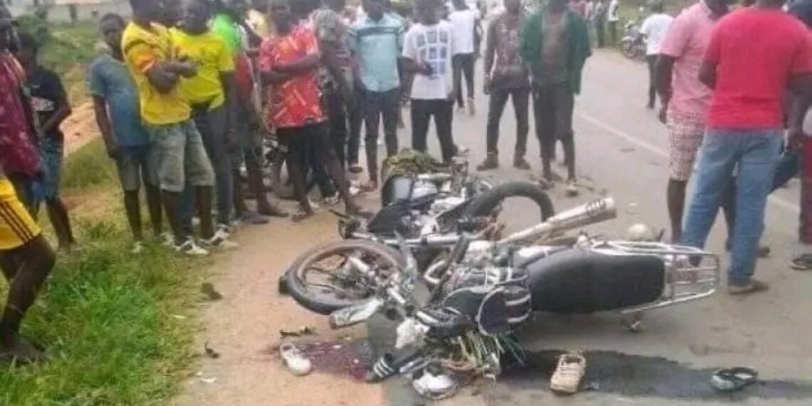 Adzopé-Agou : un cyclomotoriste percute un grumier, deux morts dont un enseignant