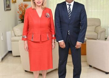 Dominique Ouattara et Chargé d'Affaires ambassade des USA