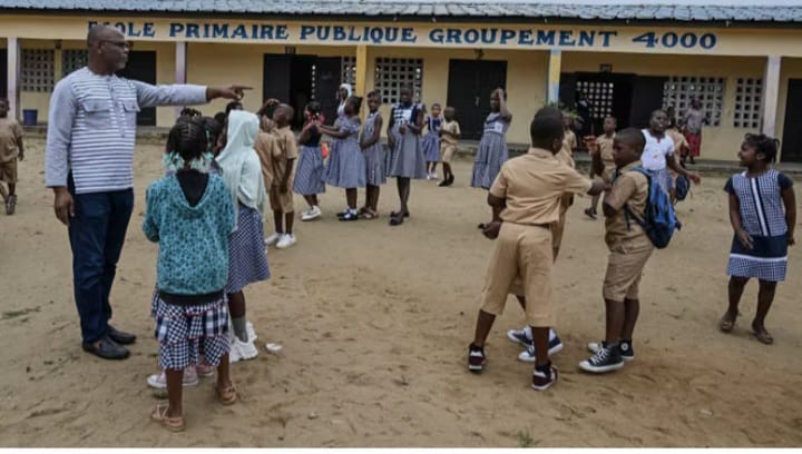 Rentr e Scolaire 2026 2027 Voici Le Calendrier Et Les Grandes 