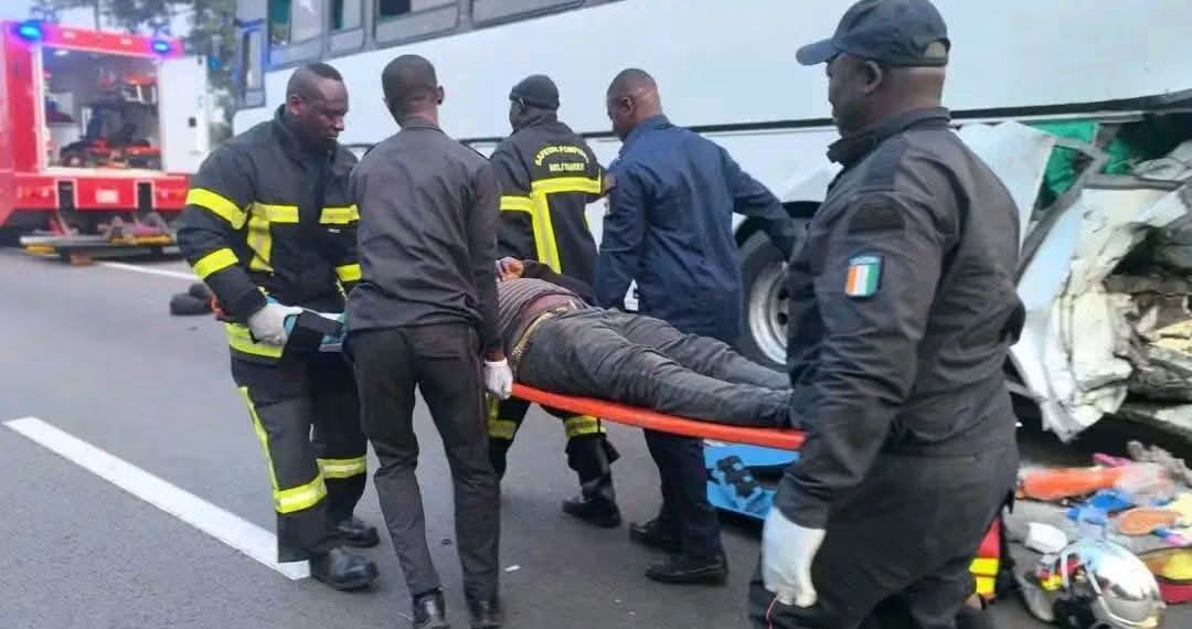 Autoroute du Nord : neuf morts dans une collision entre un car et un camion-remorque