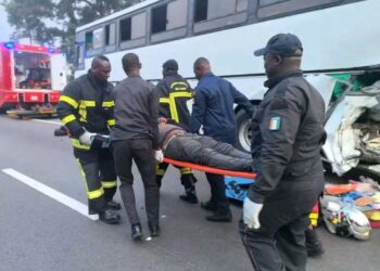 Autoroute du Nord : neuf morts dans une collision entre un car et un camion-remorque