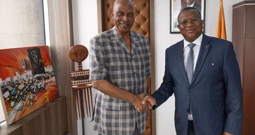 Décès de Louis-André Dacoury-Tabley : Amadou Coulibaly salue la mémoire d’un « véritable Iroko »