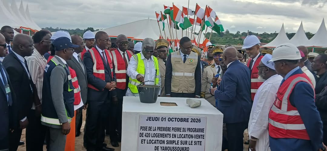 Logements décents : le premier ministre Robert Beugré Mambé a procédé au lancement de 420 logements à Yamoussoukro