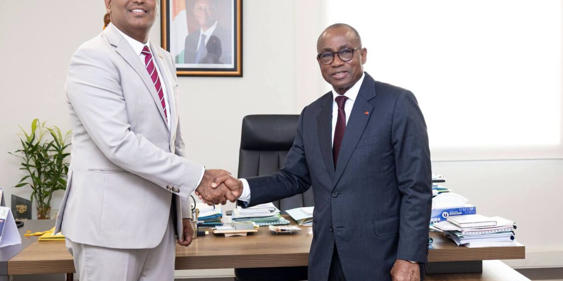 Coopération éducative : N’Guessan Koffi et l’ambassadeur indien misent sur le partage des connaissances