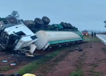Autoroute Yamoussoukro-Bouaké : un camion-citerne se renverse et fait une victime